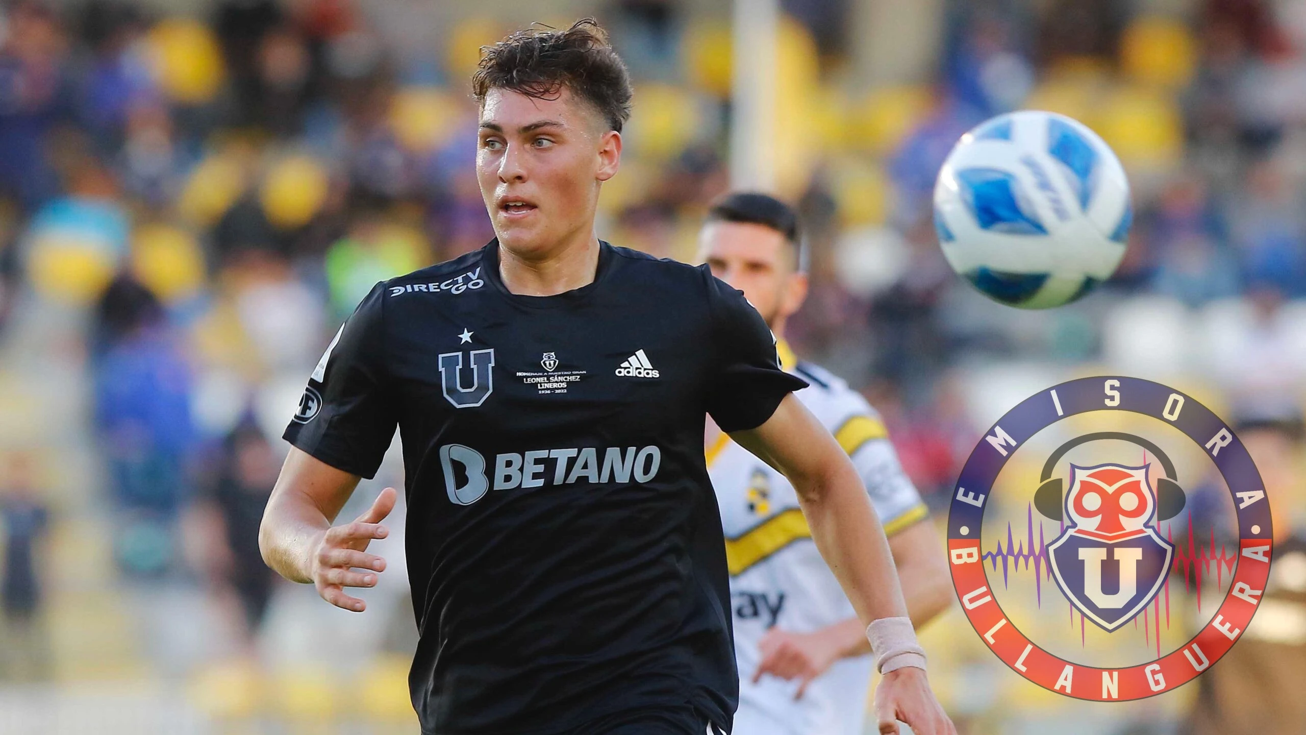 Cristóbal Muñoz atajando para Universidad Católica